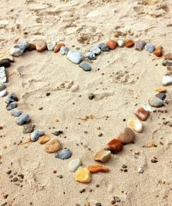 Leinwandbild HERZ AUS STEINEN - Beige - 50 X 50 Cm